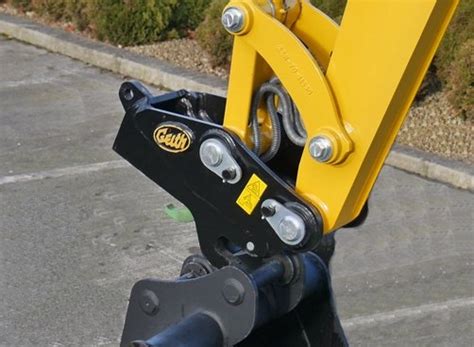 mini excavator hydraulic quick coupler|cat 303.5 quick coupler.